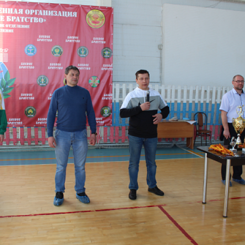 Двойной успех волейболисток Канашского вагоностроительного завода и объединенной команды спортивных школ города Канаш