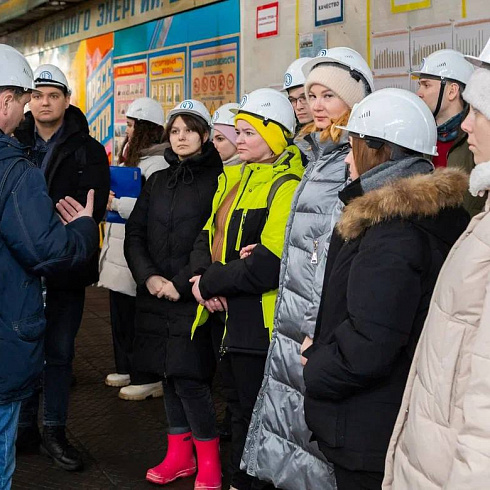 Знакомство молодых сотрудников «Канашского вагоностроительного завода» с Чебоксарским агрегатным заводом